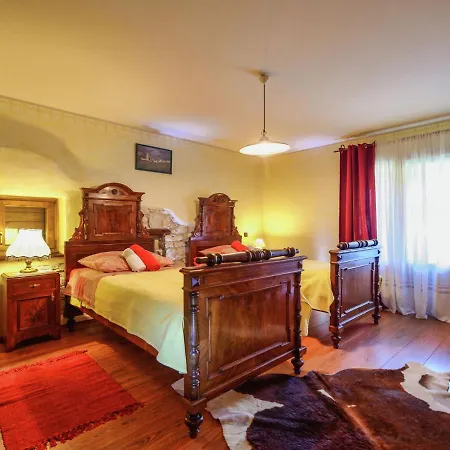Modern In Porec With Swimming Pool بيت للعطل *